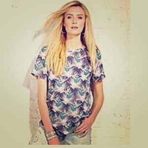 NWT TROPICAL PRINT SHELL TOP